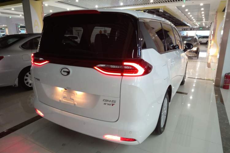 Used GAC Trumpchi M6 2019 270T DCT Luxury Edition (6-seater) China VI Rear Right 45 Deg
