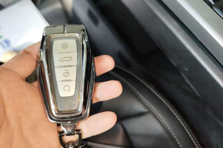 Used Geely Auto Haoyue 2020 1.8TD DCT Flagship 7-Seater