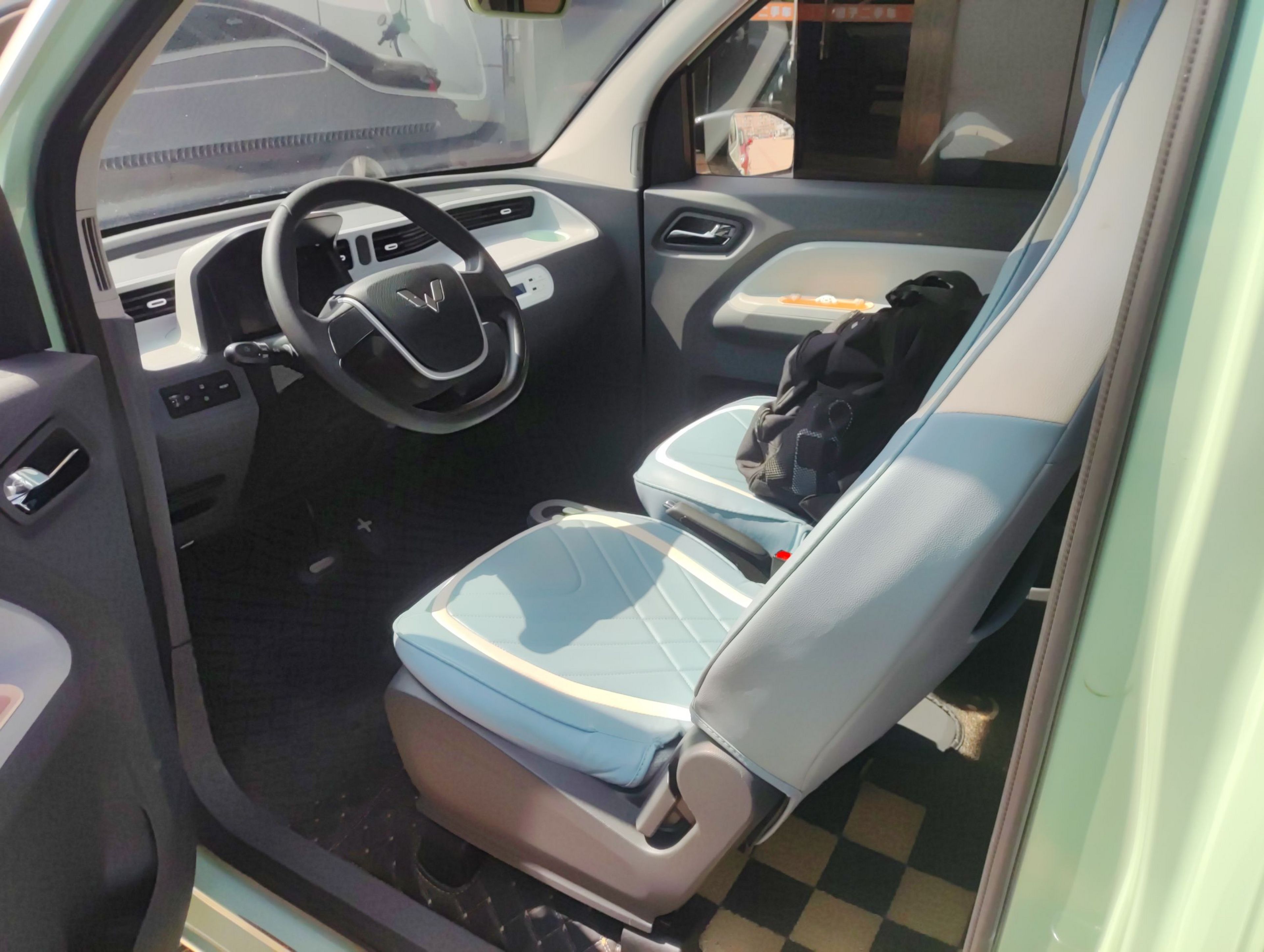 Interior delantero