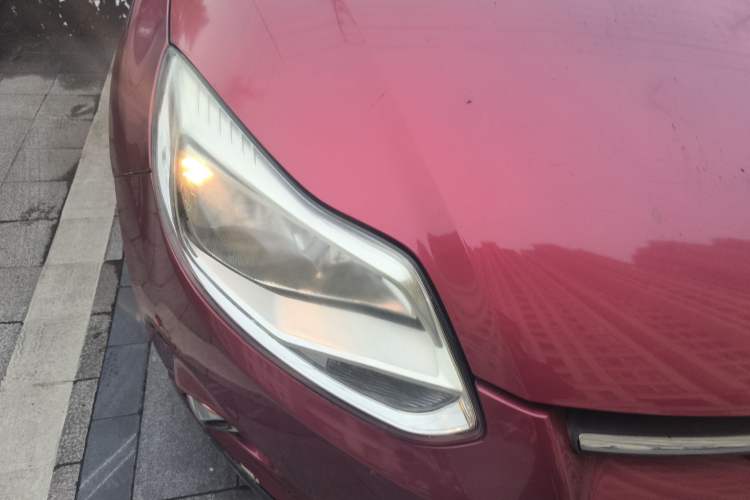 Used Ford Focus 2012 Hatchback 1.6L Manual Fashion Edition
