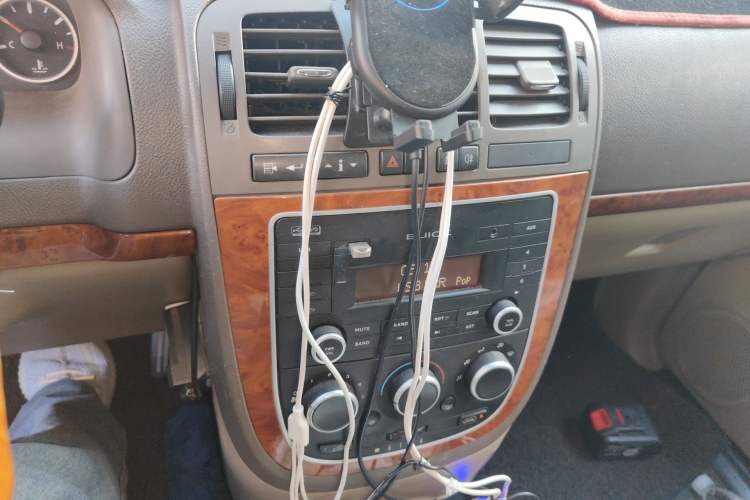 Used Buick GL8 2014 2.4L Classic Edition