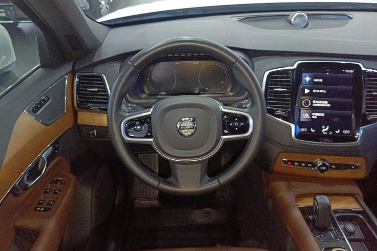 Used Volvo XC90 2021 B6 Zhiyi Luxury Edition 7-Seater Steering Wheel