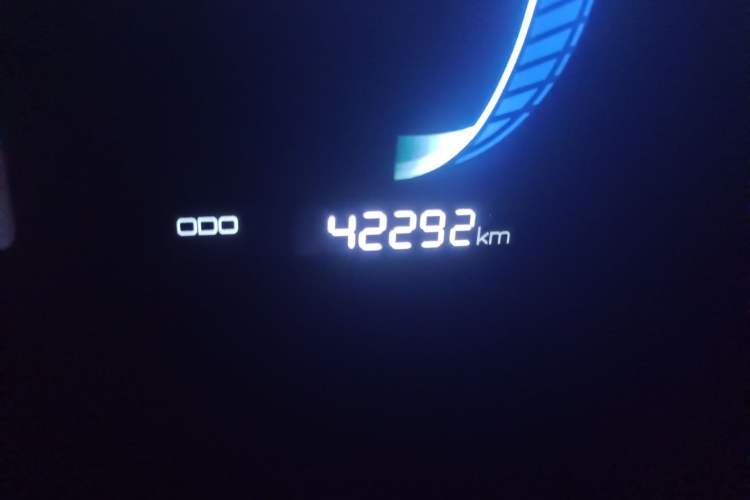 Used BYD Qin PLUS 2024 HONOR Edition DM-i 55KM Leading Model Odometer Close Up