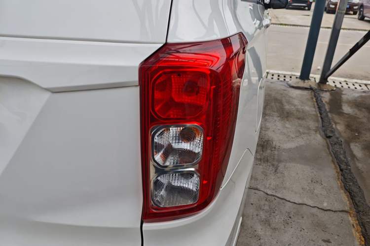 Used Wuling Hongguang 2018 1.5L S Comfort Model L2B