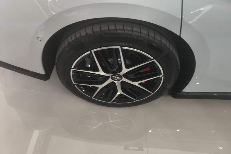 Used BYD Han L 2025 EV Four-Wheel Drive LiDAR Flagship Model