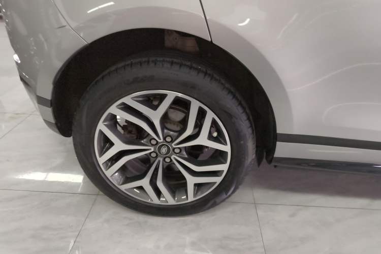 Used Land Rover Range Evoque 2022 Aurora L 249 PS R-Dynamic Luxury Edition
