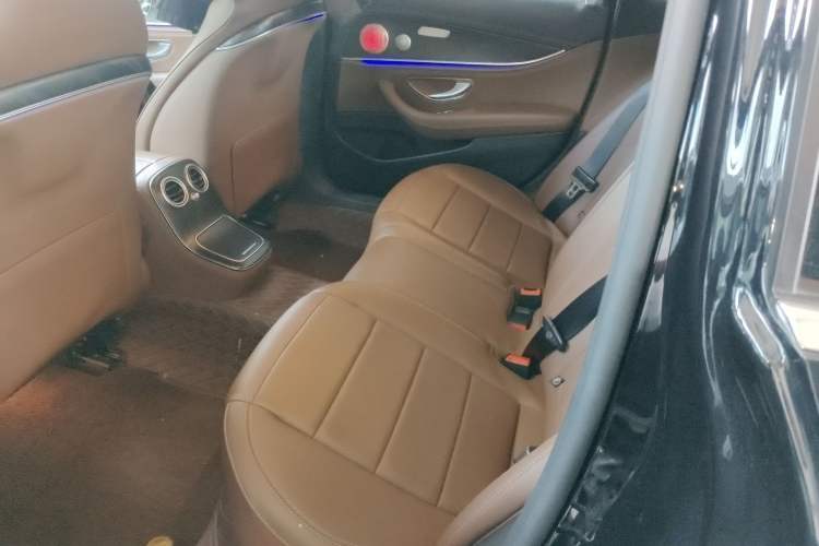 Used Mercedes-Benz E-Class 2022 Second Facelift E 300 L Sporty and Stylish Edition Left Rear Seat