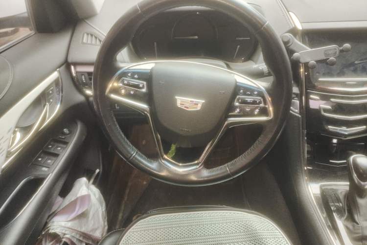 Used Cadillac ATS-L 2017 28T Fashion Edition
