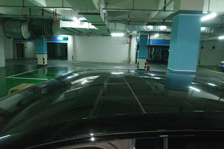 Used Avatr 12 2025 Ultra Extended-Range Edition Roof