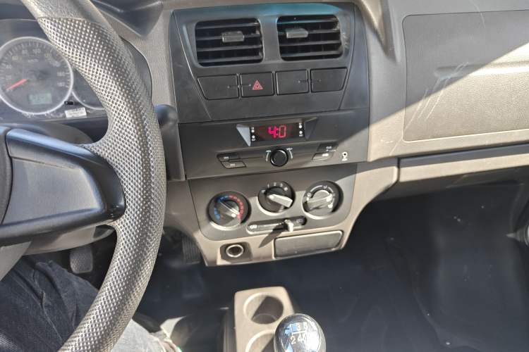 Used Dongfeng Xiaokang K07S 2022 1.3L High-Power Base Version Audio And AC Panel