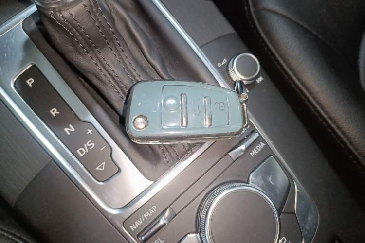 Used Audi A3 2019 Sportback 35 TFSI Ambition China VI Vehicle Key