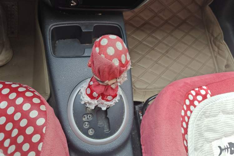 Used Suzuki SX4 2013 1.6L Automatic CoolRide Model Gear Lever