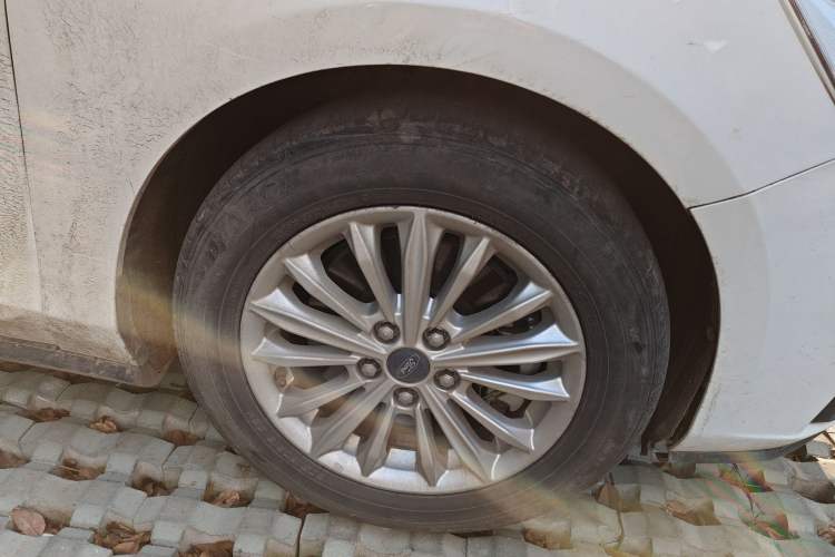 Used Ford Focus 2019 Sedan EcoBoost 180 Automatic Trend Edition
