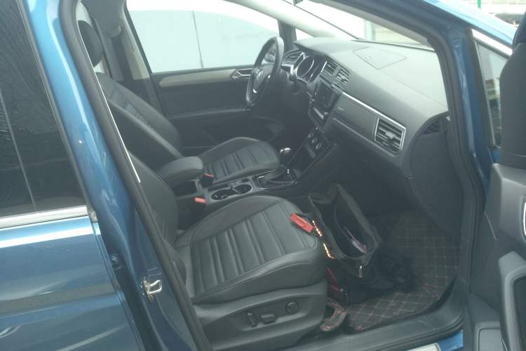 Used Volkswagen Touran 2018 Volkswagen Touran L 280TSI DSG Boundary Luxury Edition 7 Seats China V Emission Standard