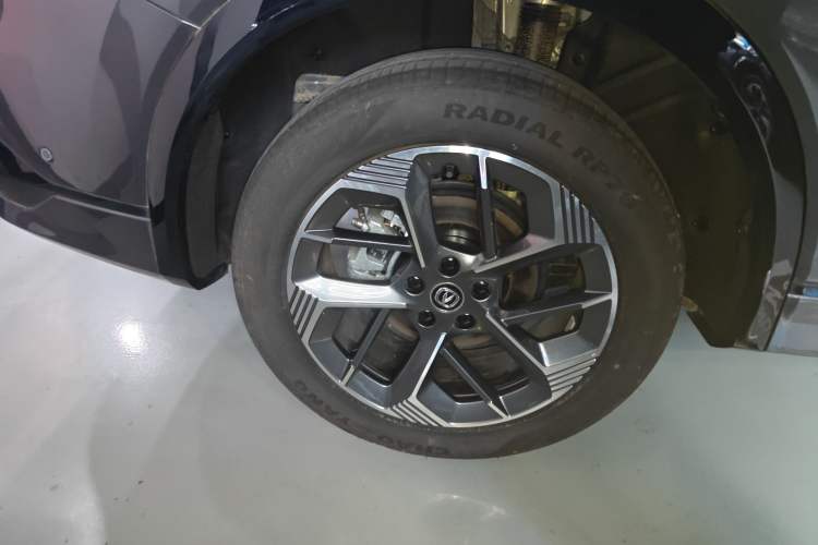 Used CHANGAN CS75 PLUS 2025 4th Generation 1.5T New Blue Whale Smart Flagship Version