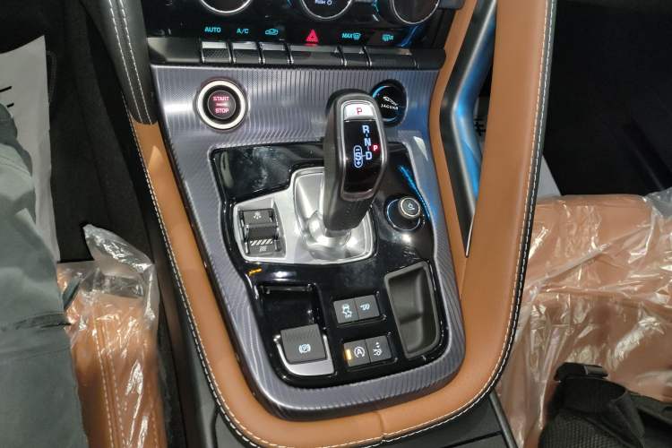 Used Jaguar F-TYPE 2021 P380 All-Wheel-Drive R-Dynamic Hardtop Version
