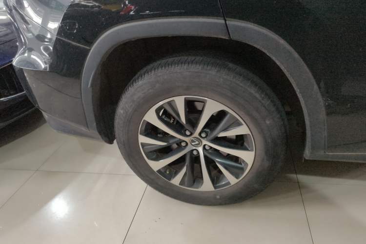 Used Lexus RX 2020 Revised Version 300 Two-Wheel Drive Elite Edition Right Rear Wheel Hub