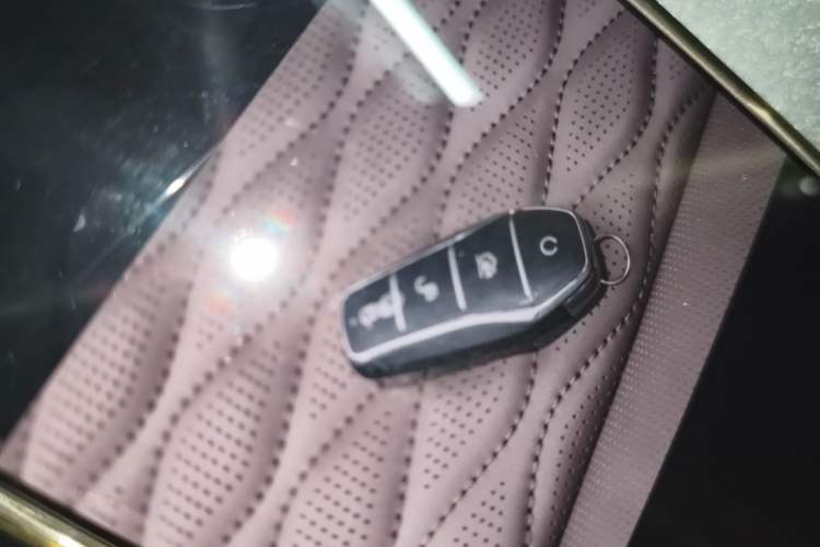 Used BYD Han 2022 DM-i 121KM Prestige Model
