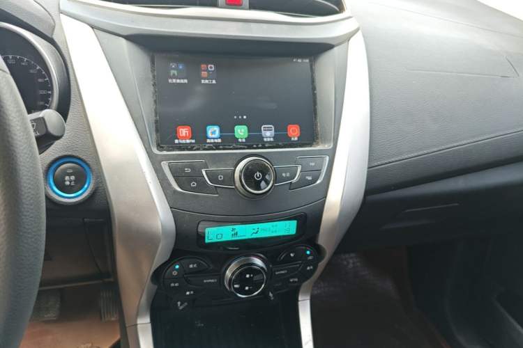 Used BYD Yuan New Energy 2018 EV360 Smart Connect Cool Edition Audio And AC Panel