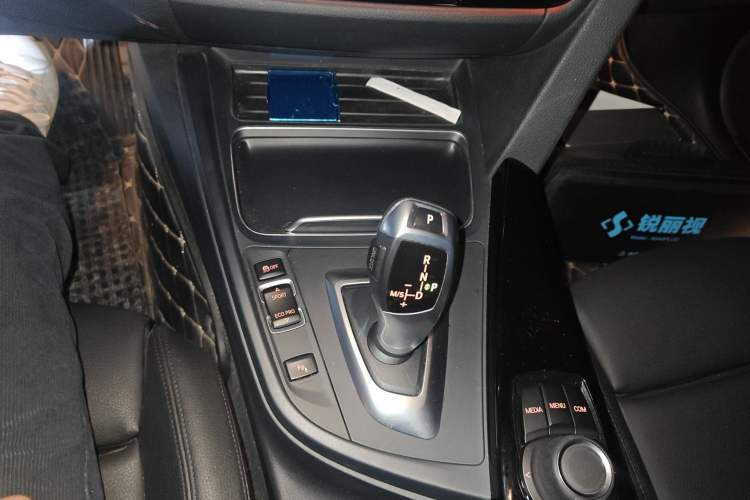 Used BMW 3 Series 2018 320Li Fashion Model Gear Lever