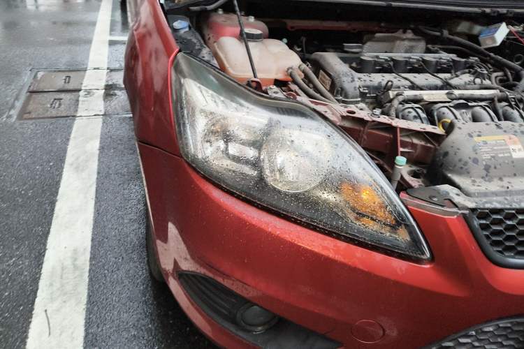 Used Ford Focus 2013 Hatchback Classic 1.8L Automatic Base Model
