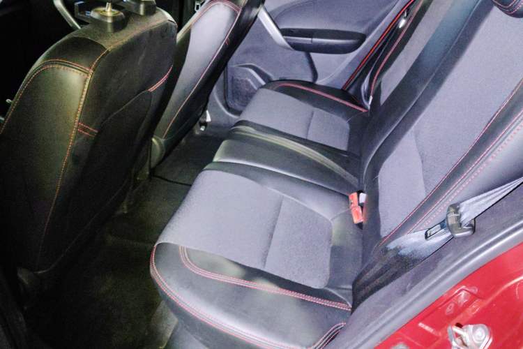 Used Cowin C3R 2015 1.5L AMT Gold Diamond Edition