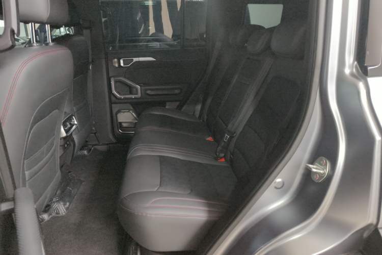 Used JETOUR Traveler 2023 2.0T All-Wheel Drive CrossPRO+
