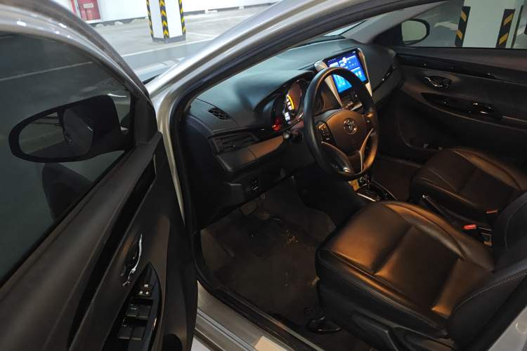 Used Toyota YARiS L Zhi Xuan 2022 X-Trail 1.5L CVT Luxury PLUS Edition