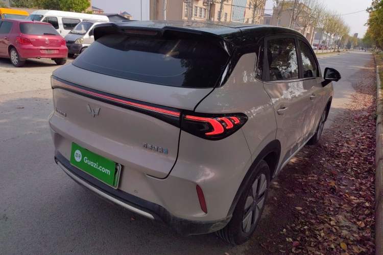 Used Wuling Bingo S 2025 Model 430km Deluxe Edition
