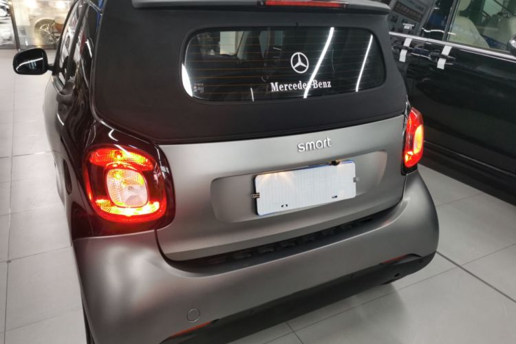 Used smart fortwo 2018 1.0L 52kW Convertible Passion Edition China V Standard
