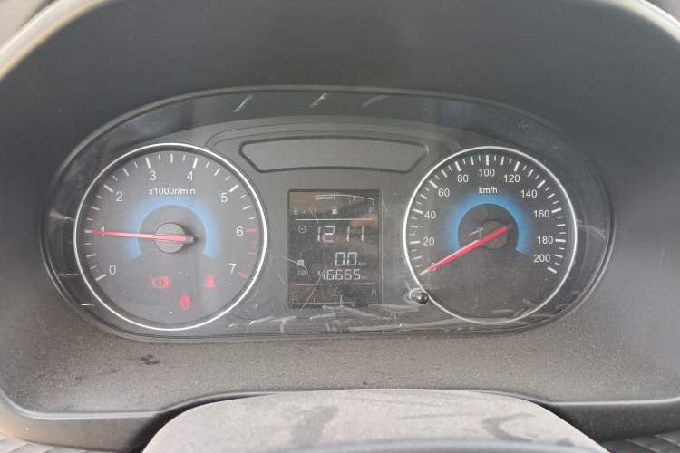 Used Dongfeng Fengon 330 2016 1.5L Manual Enjoyment Model DK15 Instrument Cluster