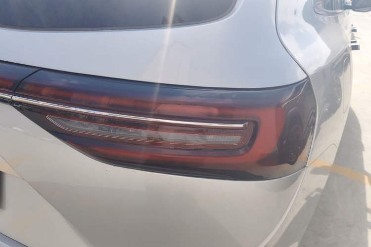 Used Hima AITO M7 2024 1.5T Intelligent Driving 4WD Max Edition 5 Seats Right Rear Taillight