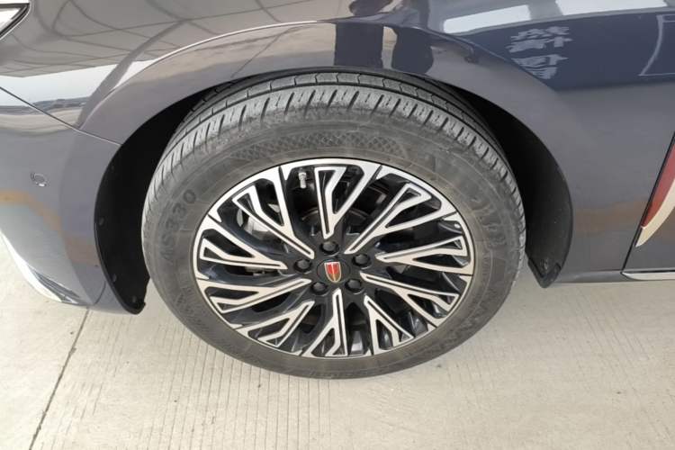 Used Hongqi H5 2023 2.0T Automatic Smart Connect Flagship Edition
