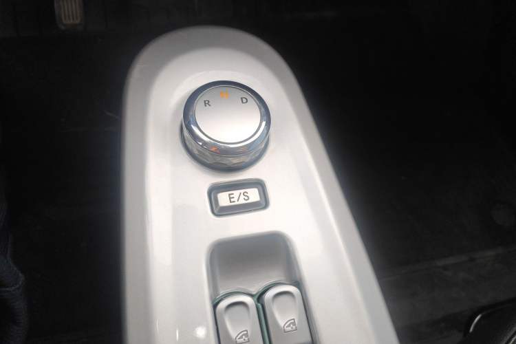 Used CHANGAN NEVO Lumin 2024 205km Launch Edition
