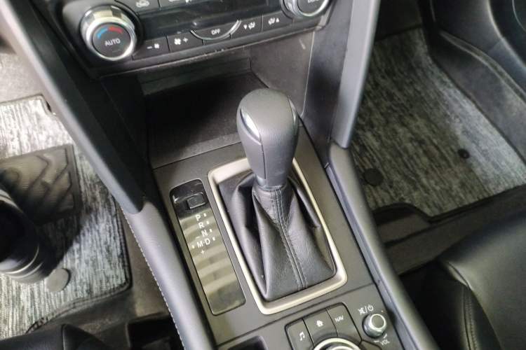 Used Mazda CX-4 2021 2.0L Automatic Two-Wheel Drive Blue Sky Dynamic Edition
