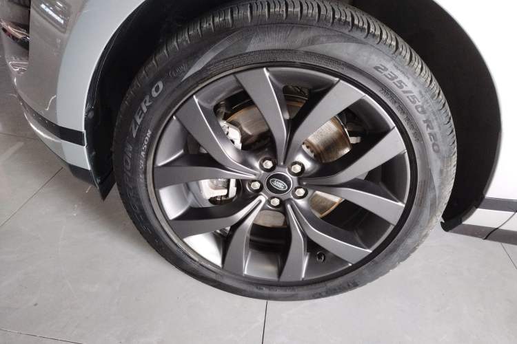 Used Land Rover Range Rover Evoque 2023 Aurora L 249 PS Collins Antique Bronze Special Edition
