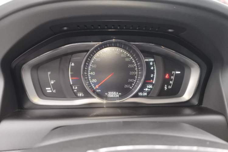Used Volvo XC60 2017 T5 AWD Smart Drive Edition Instrument Cluster