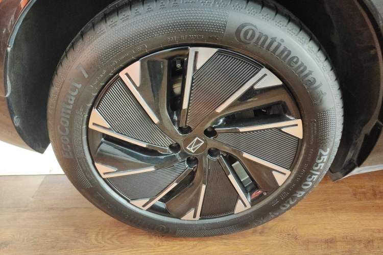 Used Avatr 07 2024 Pro+ Range-Extended Edition Exterior 5