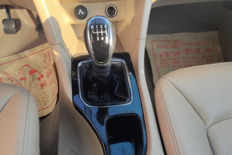 Used Baojun 730 2016 1.5T Manual Luxury Edition 7 Seats