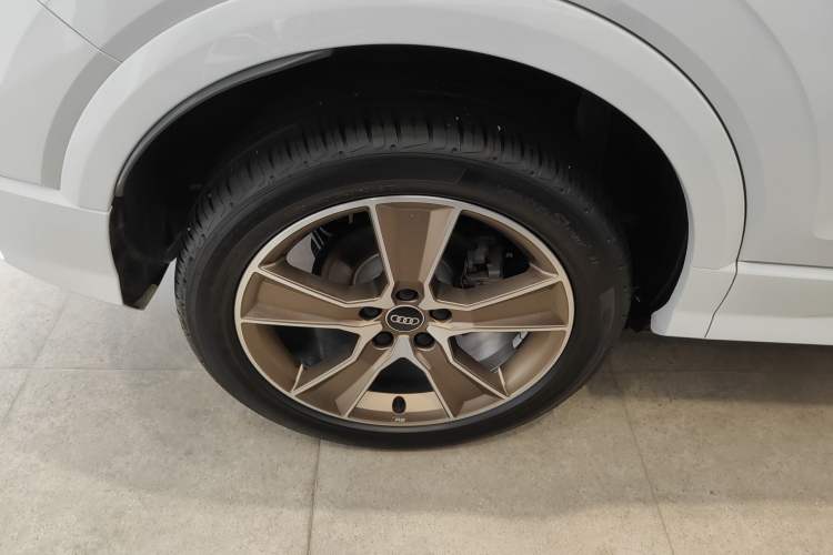 Used Audi Q2L 2024 35TFSI Fashionable and Dynamic Edition