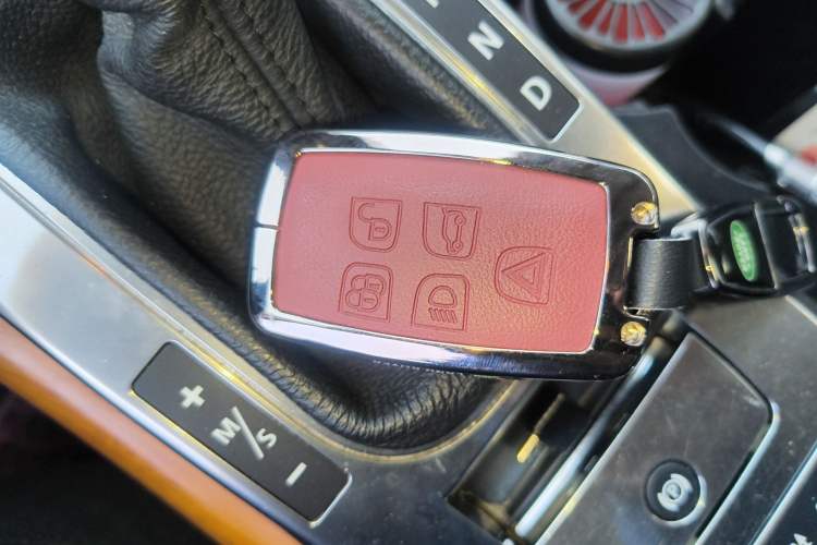 Used Land Rover Range Sport 2012 5.0 NA V8 HSE Interior 1