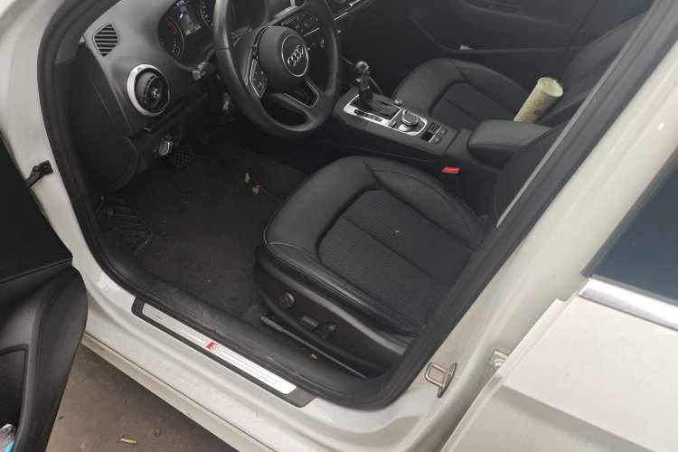 Used Audi A3 2020 Limousine 35 TFSI Fashion Edition China VI Emission Standard
