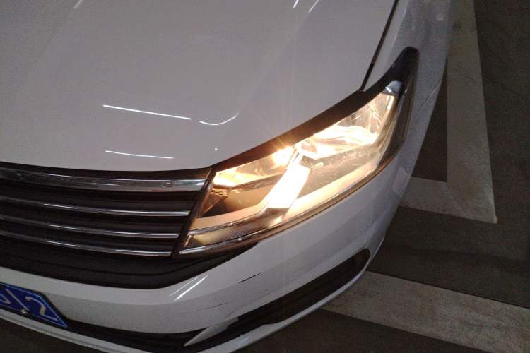 Used Volkswagen Lavida 2019 Lavida Start 1.5L Automatic Trendy Version China VI Standard Left Front Headlight