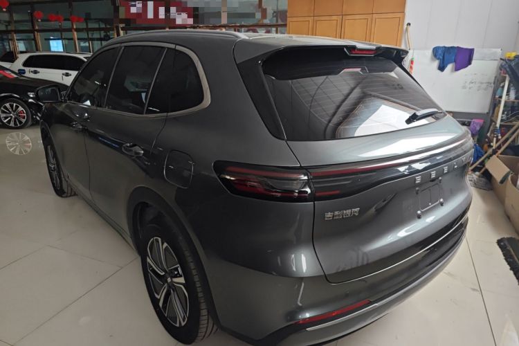 Used Geely Galaxy Xingjian 7 EM-i 2025 120km Exploration+ Version