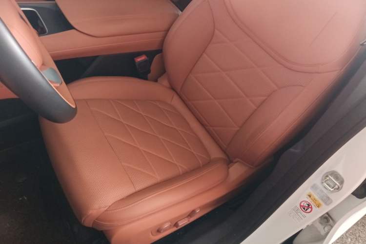 Used Deepal S05 2024 200Max Range-Extended Long-Range Version
