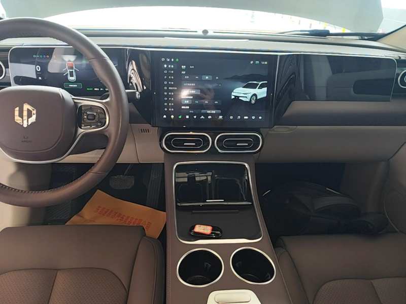Used Leapmotor C11 2023 Range-Extended 200 Comfort Edition — 12