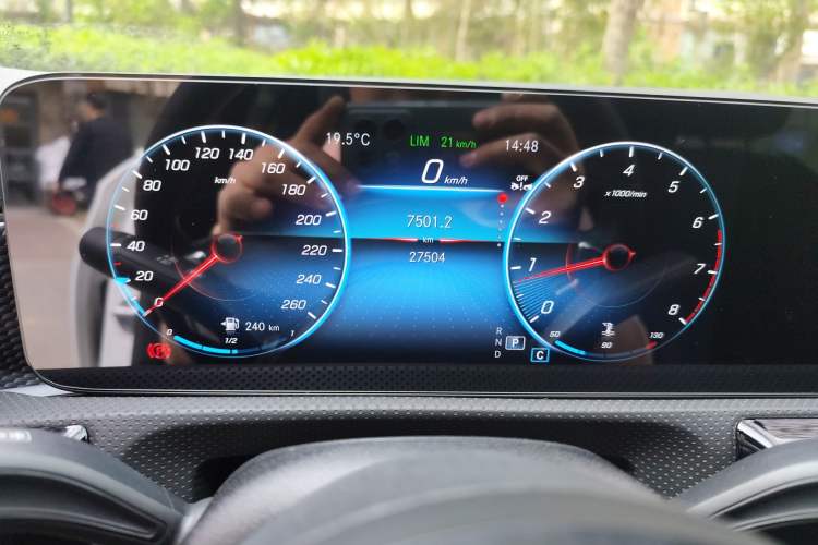 Used Mercedes-Benz A-Class 2022 Revised Version A 200 L Sport Sedan Fashionable Style Instrument Cluster