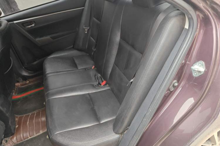 Used Toyota Levin 2016 Dual-Engine 1.8H GS E-CVT Elite Model with Sunroof
