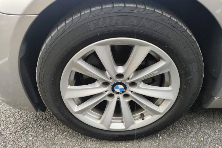 Used BMW 5 Series 2017 520Li Elegant Edition
