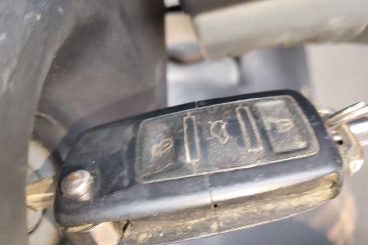 Used FORTHING Lingzhi 2013 V3 1.5L 7-Seater Standard Model II